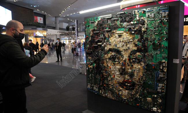 پرتره های بازیافتی "دنیز ساگدیچ" در فرودگاه استانبول