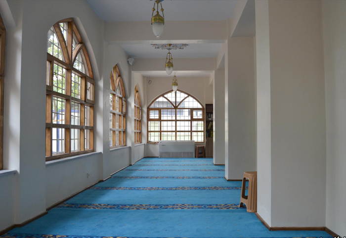 Tüccarbaşı Böcekli Mosque