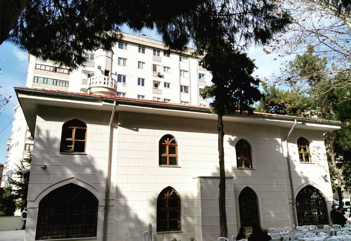 Tüccarbaşı Böcekli Mosque